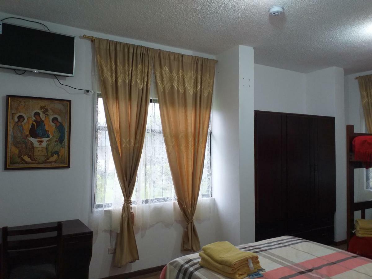 Casa Del Peregrino Santo Thomas Hotel บาญอส ภายนอก รูปภาพ